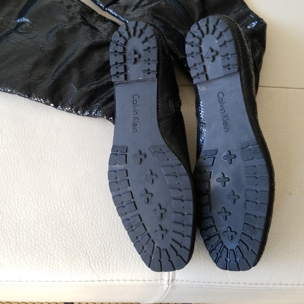 Boots - Picture 4 of 6
